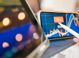 Analiza opcija za Bitcoin, Ethereum i forex koju sprovodi trgovac aktivan na više tržišta